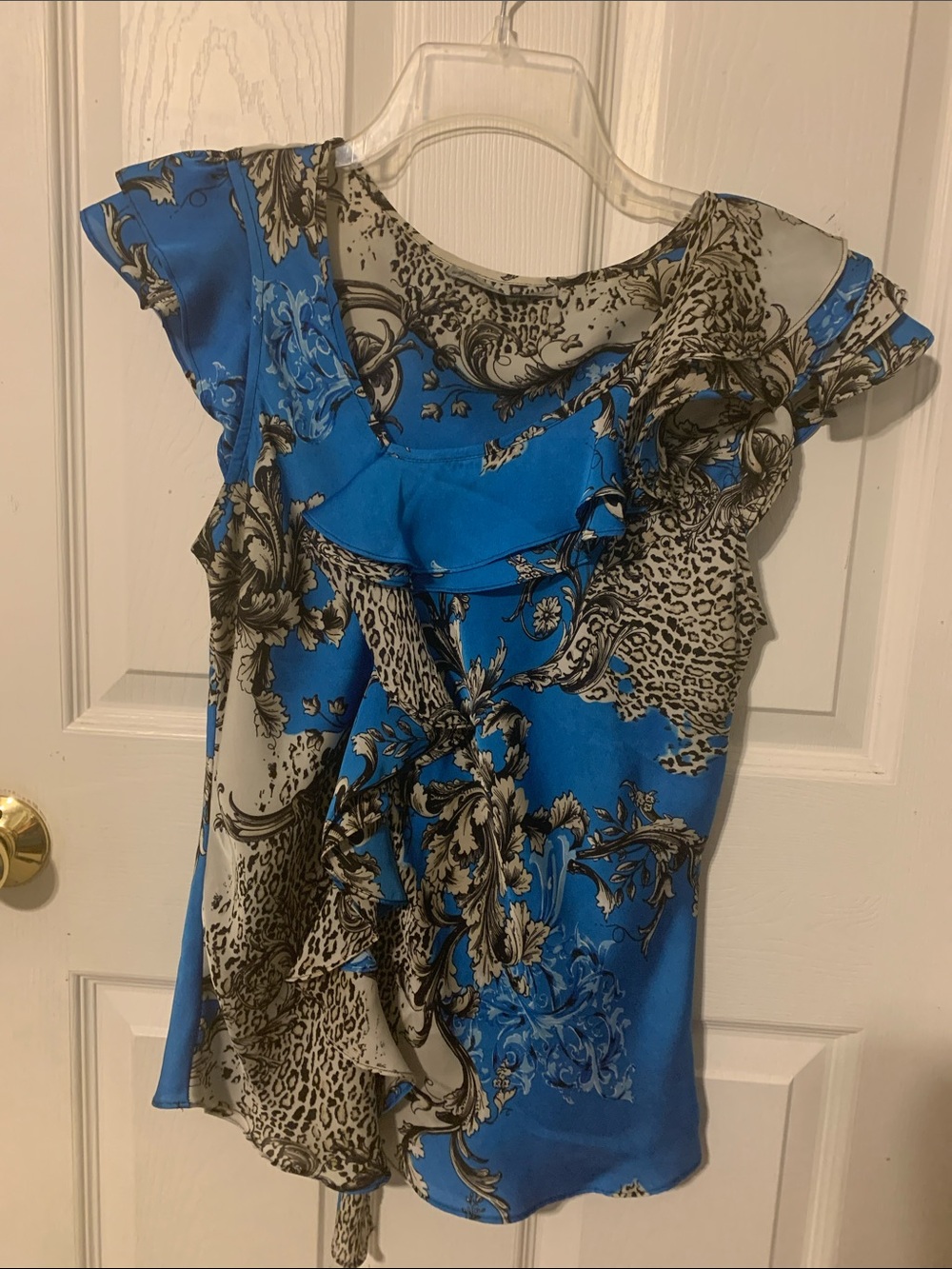 Signature by Larry Levine Blue Floral & Leopard print Ruffle Blouse